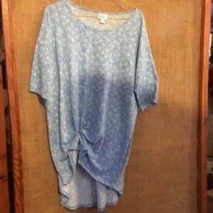 Lularoe Irma top